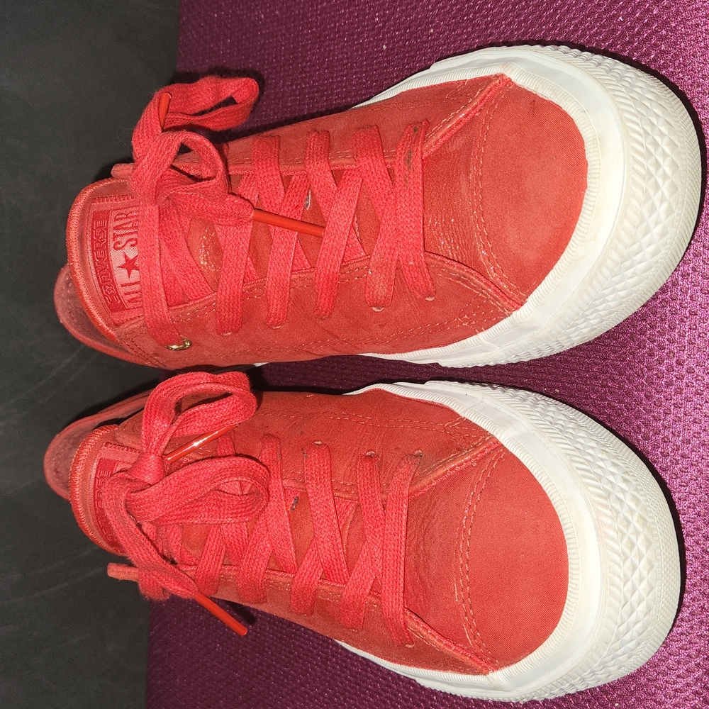 Chuck II Craft Leather Low Top Red Size 8